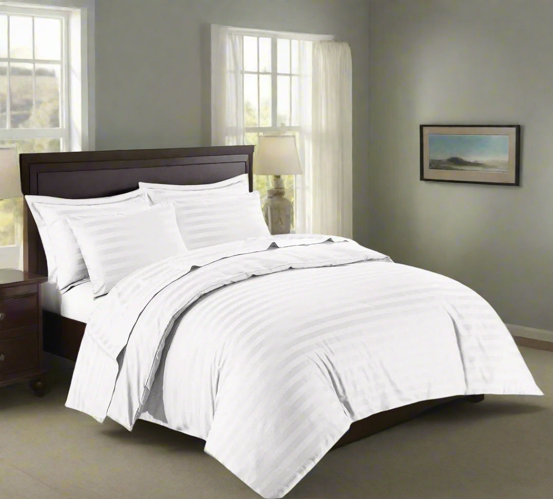 400 Thread Count Egyptian Cotton Sateen Stripe Duvet Set 2 Colours