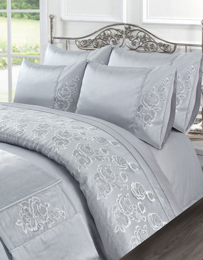 Floral Embellished Textured Duvet Set 2 Colours