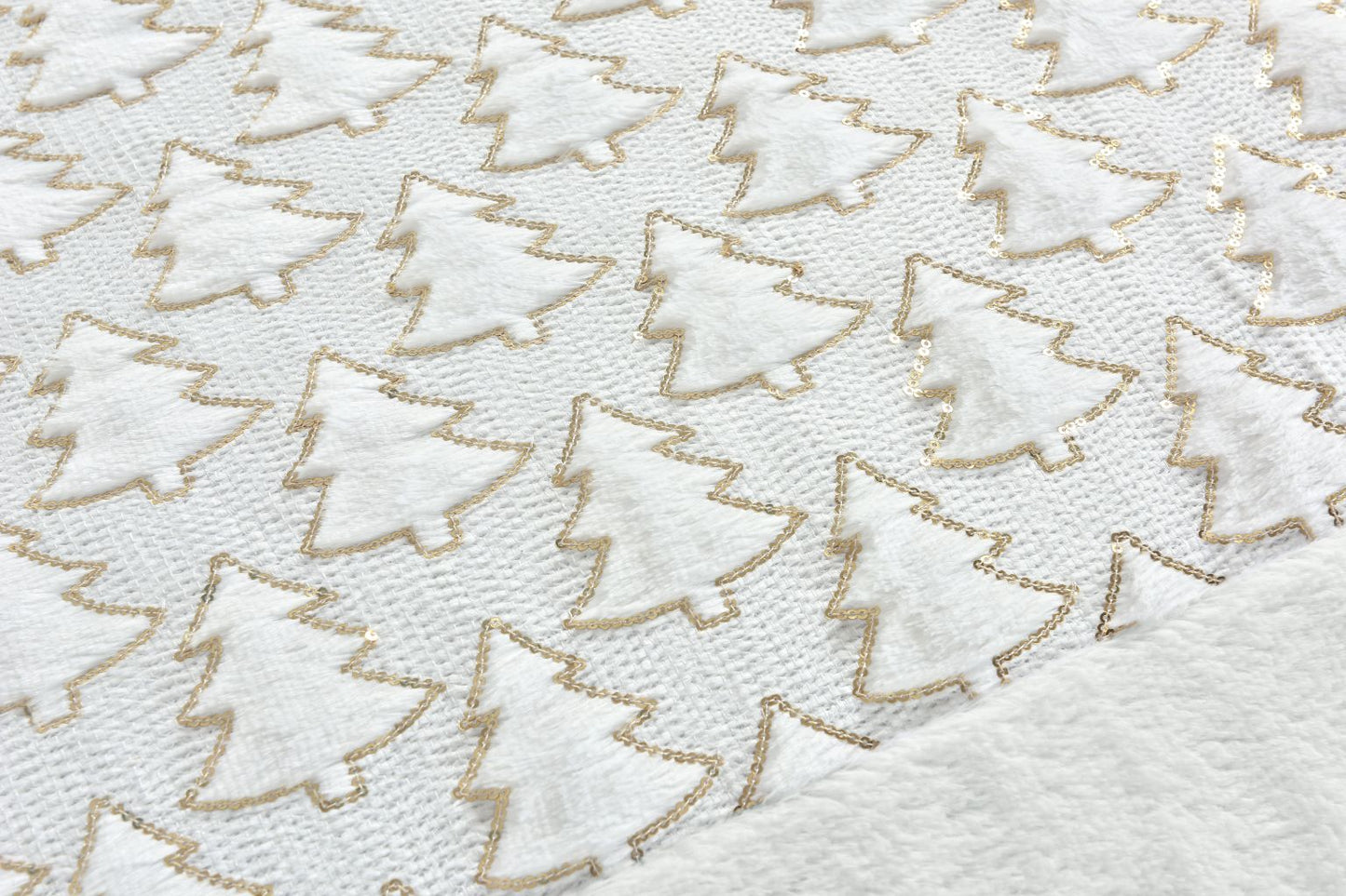 Festive Tree Teddy Duvet Set Matching Blanket & Cushions